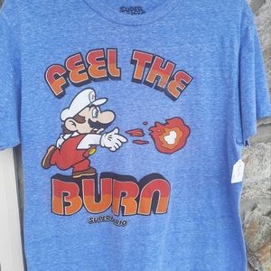 Super Mario "Feel the Burn" Short Sleeve Graphic Tee Size Small